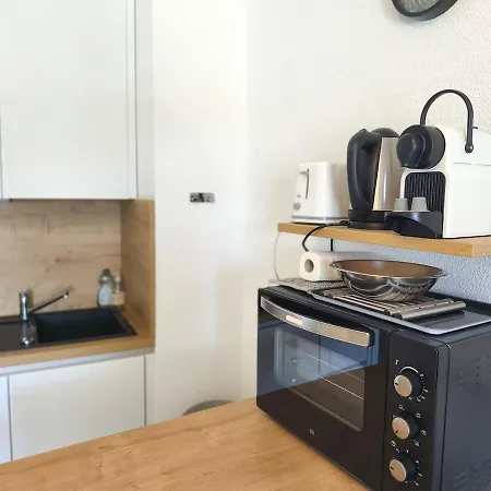 Cabine, A 5 Min, Loggia Et Parking Apartment