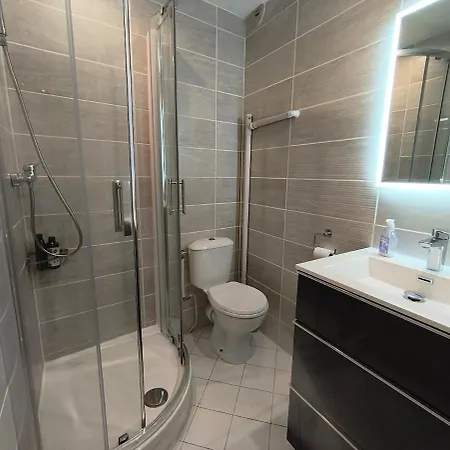 Cabine, A 5 Min, Loggia Et Parking Apartment La Grande-Motte